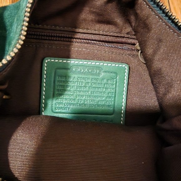 Rare, Vintage Style Coach Emerald Velvet Shoulder Bag - Picture 3 of 3